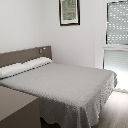 Hotel Alguer Camp Nou Barcelona Ngoại thất bức ảnh