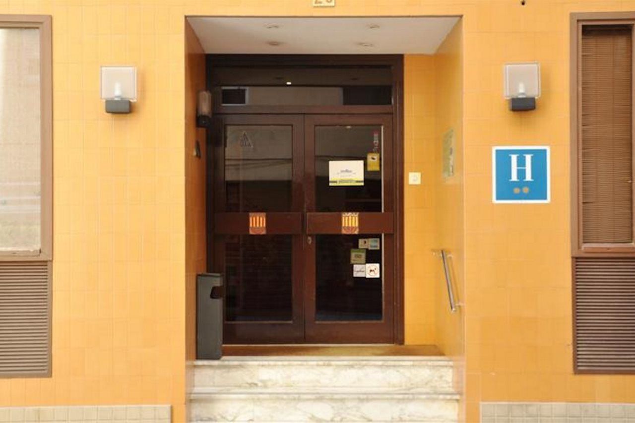 Hotel Alguer Camp Nou Barcelona Ngoại thất bức ảnh